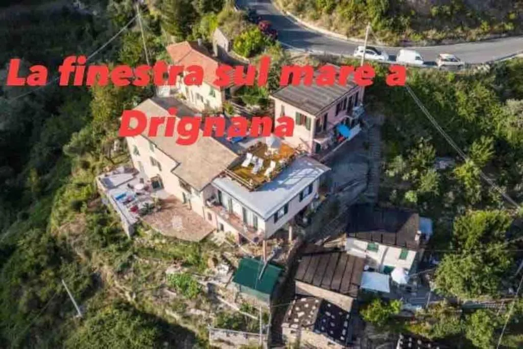 La Finestra Sul Mare A Drignana Villa Vernazza Italy