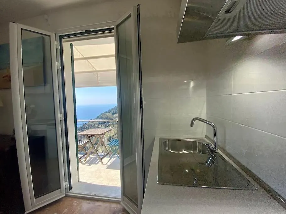 La Finestra Sul Mare A Drignana Villa Vernazza Italy